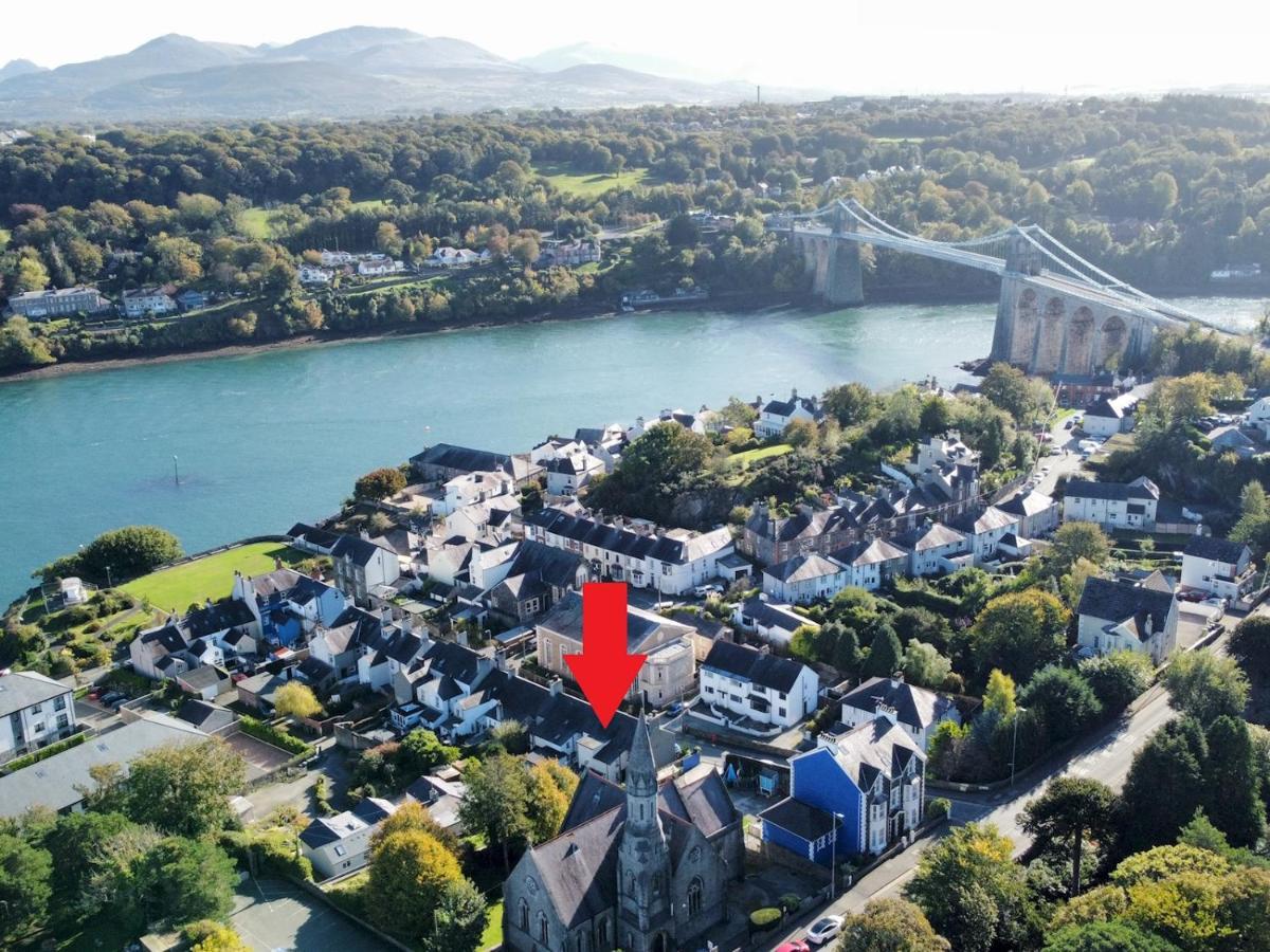 Pass The Keys Comfortable Stone Built Cottage In Menai Bridge Exterior photo